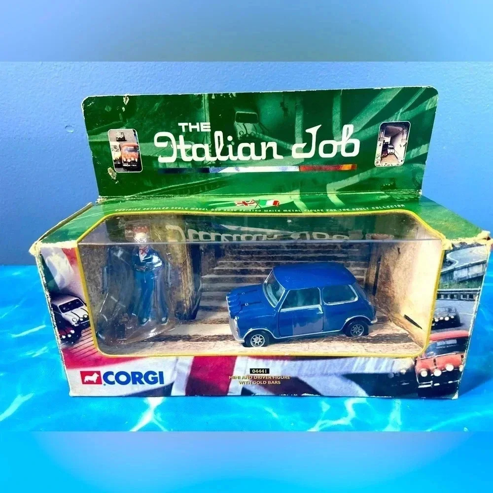Corgi #04441 The Italian Job (1969) Blue Mini & Driver + Gold Bars - Rare🏦🚙🛣️